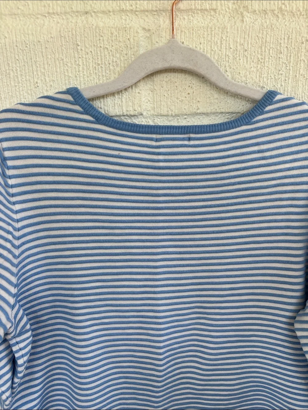 croft & barrow Light Blue and White Striped Knit 3/4 Sleeve Top sz M